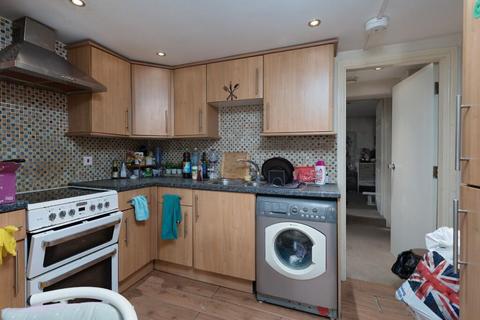 3 bedroom house for sale, Cambridge Street, Scarborough YO12