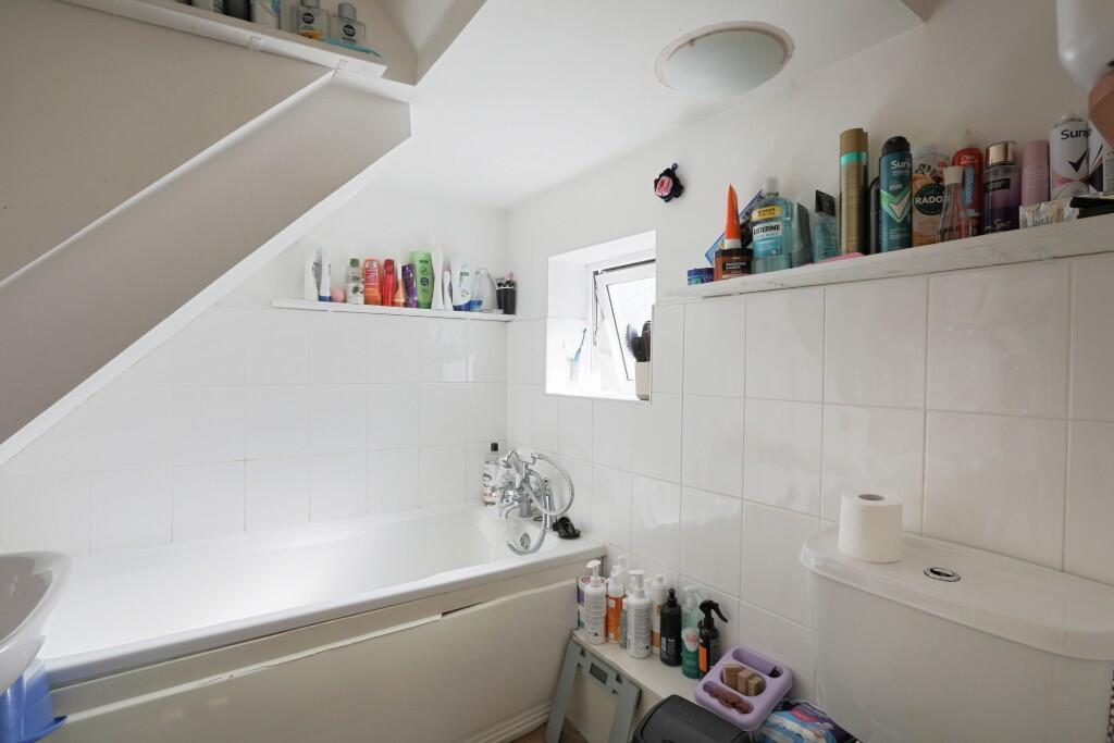 Bathroom tri.jpeg