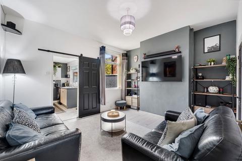 2 bedroom terraced house for sale, Lonsdale Avenue, Stockport SK5