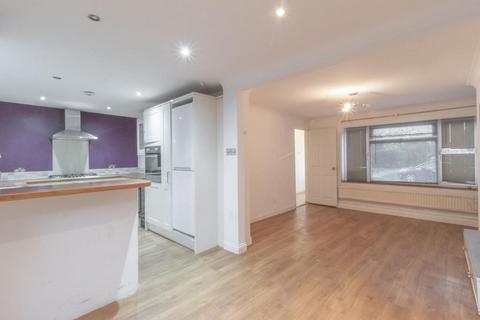 3 bedroom terraced house to rent, Belsize Road, Hemel Hempstead, HP3