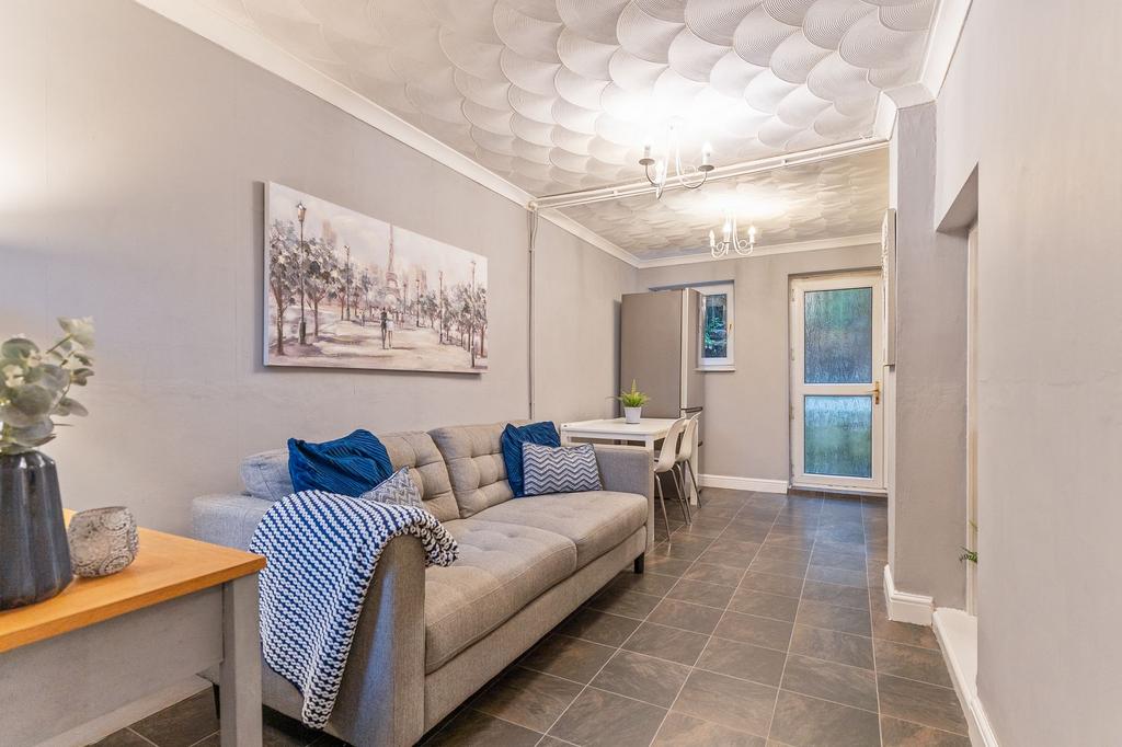 Kitchen/Sitting room