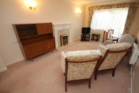 1 bedroom retirement property for sale, Wentworth Drive, Broadstone, Dorset, BH18
