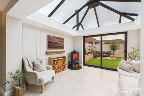 6 bedroom detached house for sale, Orchard End, Chieveley, Newbury, Berkshire, RG20