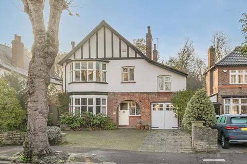 undefined, Ormond Avenue, Hampton TW12