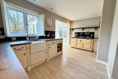 undefined, Lapworth Oaks, Lapworth, Solihull, Warwickshire, B94