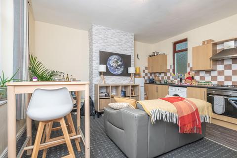2 bedroom terraced house for sale, Primrose Hill, Batley WF17