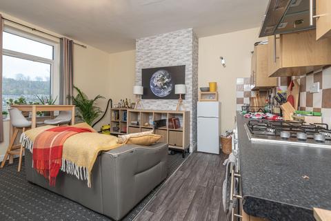 2 bedroom terraced house for sale, Primrose Hill, Batley WF17