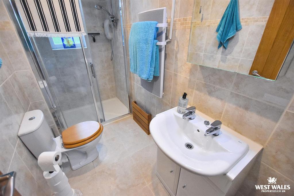 9 - 2025-11-17 T124904.892.jpg