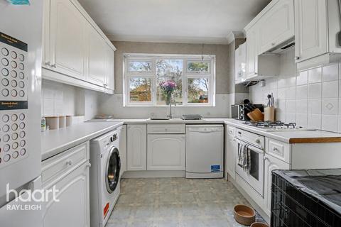 undefined, Essex Close, Rayleigh