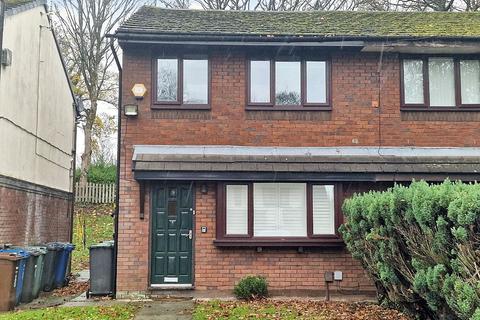 3 bedroom semi-detached house to rent, Prestwich, Manchester M25