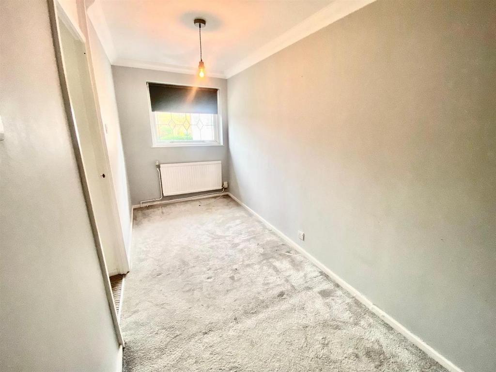 3rd Bedroom.jpg