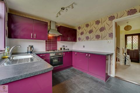3 bedroom end of terrace house for sale, Penkvale Road, Stafford, Staffordshire, ST17