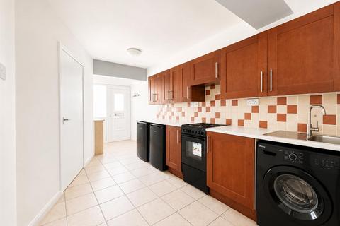 1 bedroom flat to rent, Sandringham Court, Southport PR9