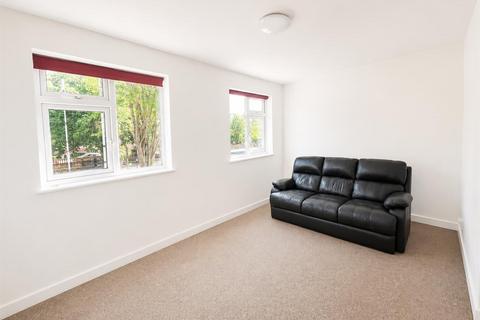 1 bedroom flat to rent, Sandringham Court, Southport PR9