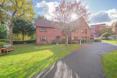 undefined, New Road, Guardian Court New Road, B91