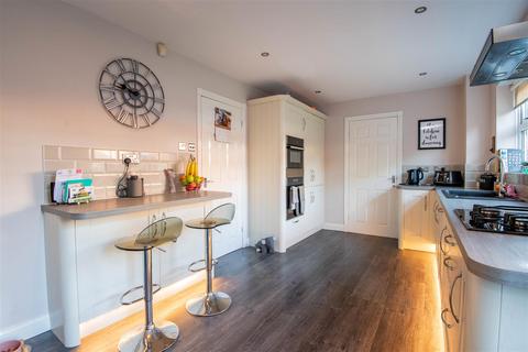 4 bedroom detached house for sale, Avocet Court, Leyland