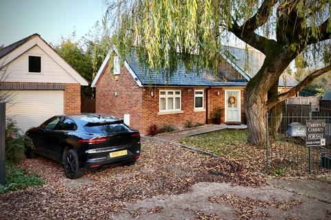 undefined, BOURNE END SL8