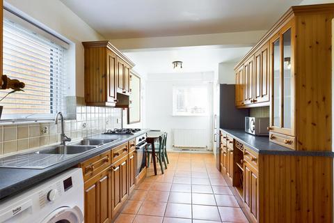 6 bedroom semi-detached house to rent, Horton Road, Brighton