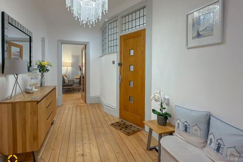undefined, Clifton Drive South, Lytham St. Annes, FY8