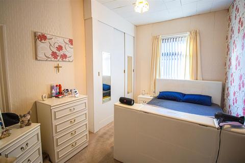 2 bedroom terraced house for sale, 2 Bed mid terraced house for Sale on Mersey Street, Ashton-On-Ribble, Preston