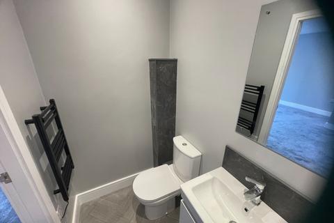 1 bedroom apartment to rent, 6 Manor Lane, Shipley, BD18