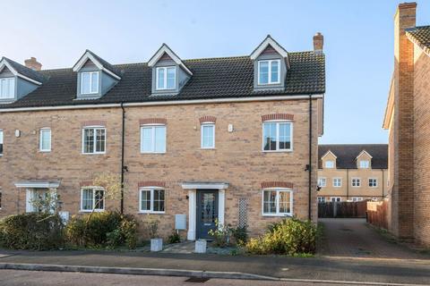 undefined, Kenwyn Close, Bedford