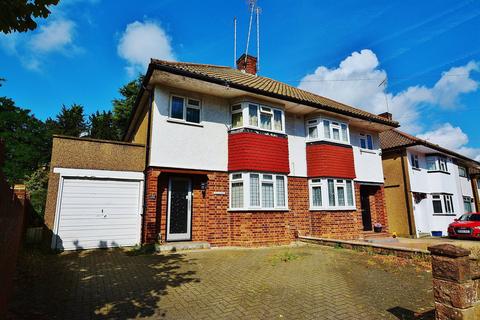 3 bedroom semi-detached house to rent, Melbourne Road, WD23, Bushey, WD23