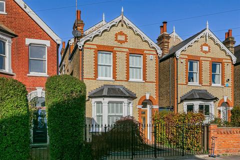 St. Albans Road, Kingston Upon Thames KT2
