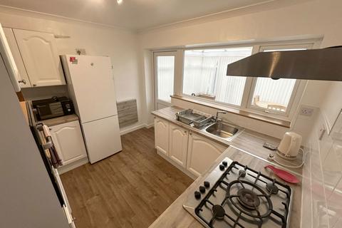 4 bedroom semi-detached house for sale, Pear Tree Crescent, Shirley