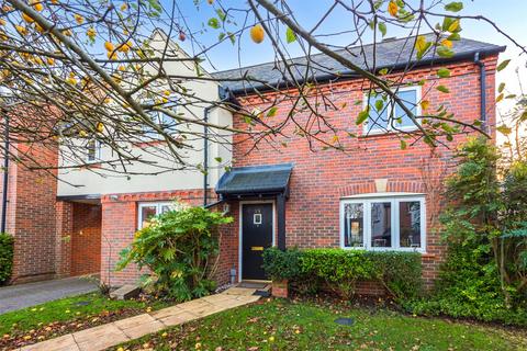 undefined, Farriers Close, Fleet GU52