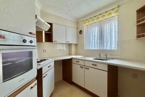1 bedroom apartment for sale, The Bayle, Kent CT20