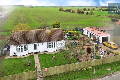 3 bedroom detached bungalow for sale, Louth Road, South Somercotes LN11