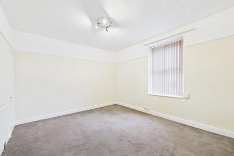 3 bedroom terraced house to rent, South Road, South Yorkshire S6