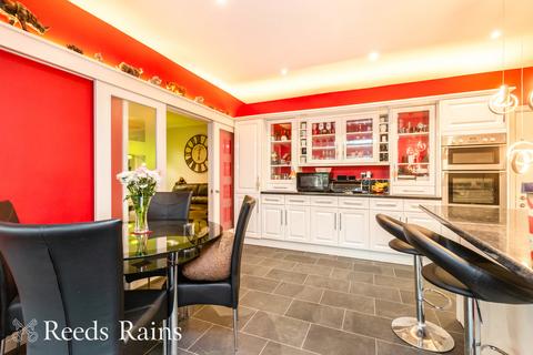 undefined, Royal Avenue, Lancashire PR25