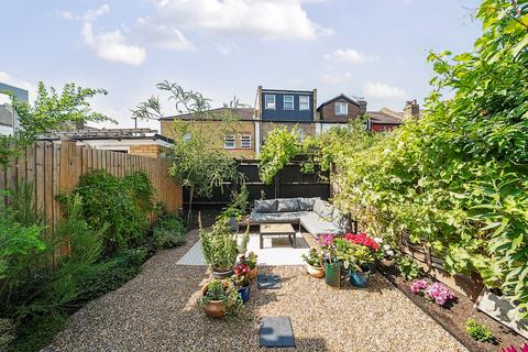 3 bedroom terraced house for sale, Blackshaw Road, London, SW17