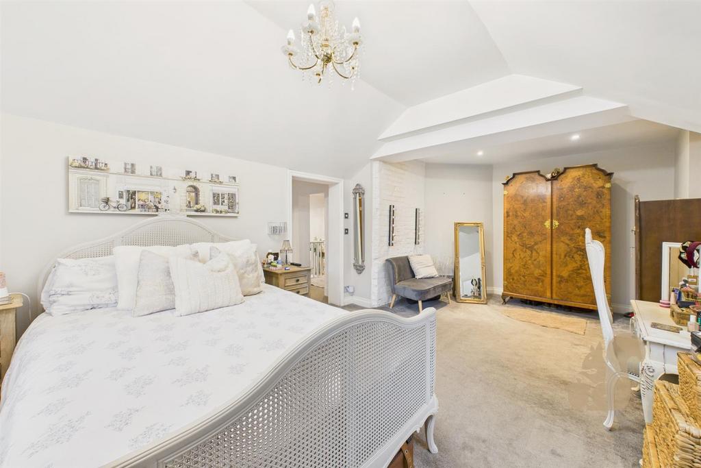Principal Bedroom