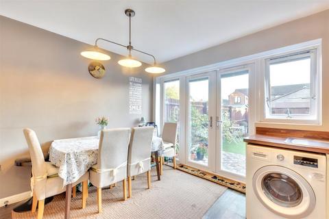 undefined, Rosa Court, Gedling, Nottingham
