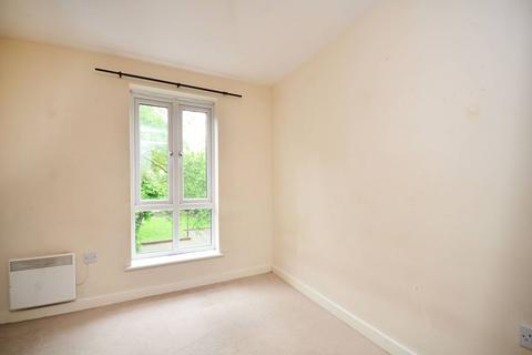 2 bedroom flat to rent, St Georges Way, Peckham Rye, London, SE15