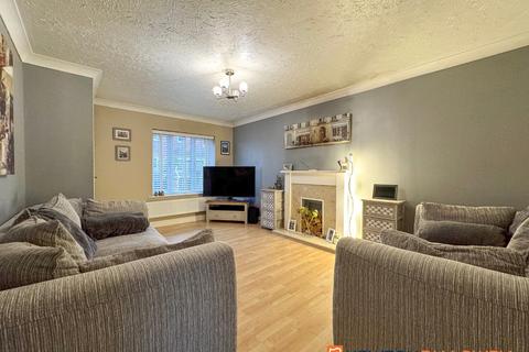 undefined, Cannon Close, Newark NG24