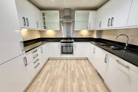 2 bedroom flat to rent, Casel Court, Brightwen Grove, Stanmore HA7