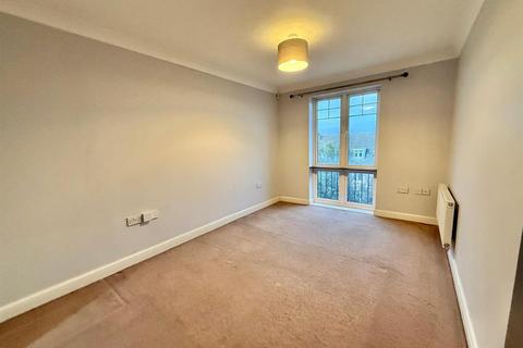 2 bedroom flat to rent, Casel Court, Brightwen Grove, Stanmore HA7