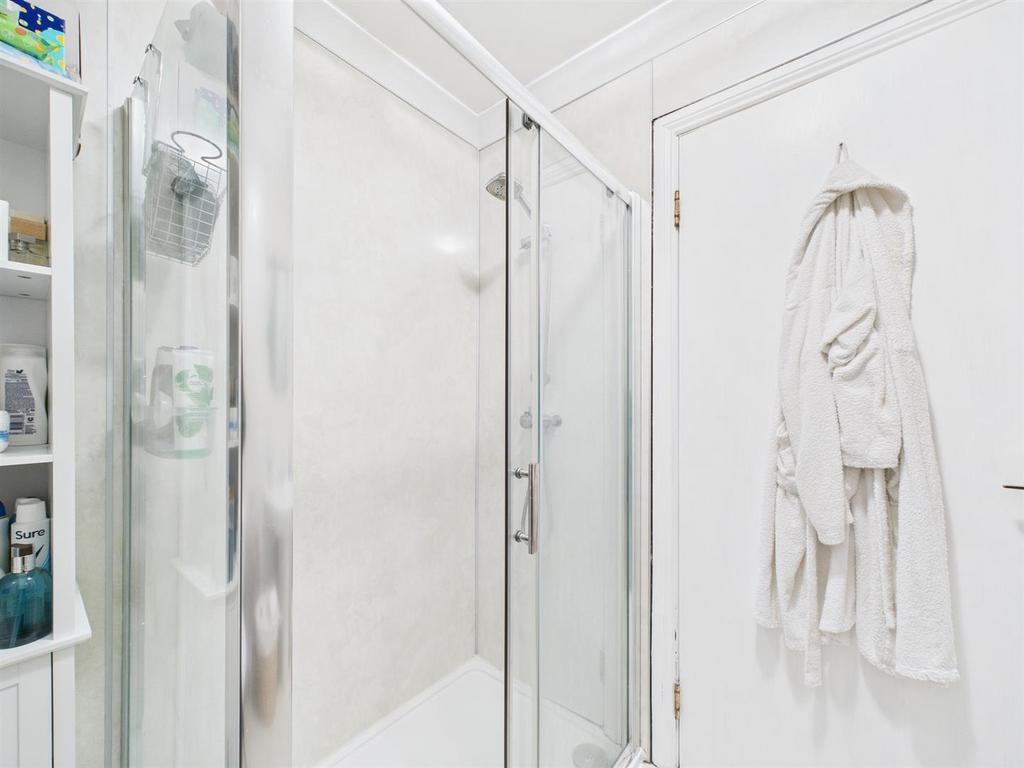 CAM01486 G0-PR0909-STILL011.jpg