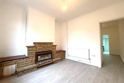 3 bedroom terraced house for sale, LUTON, LU2