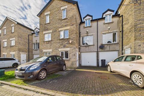 Allandale Gardens, Marsh | Two bedroom townhouse with open plan living