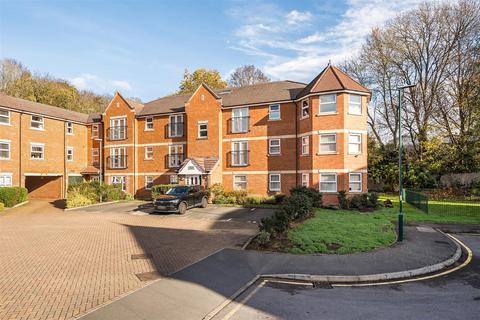 Walton Road, Bushey WD23