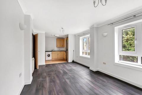 undefined, Buckingham Avenue, Slough