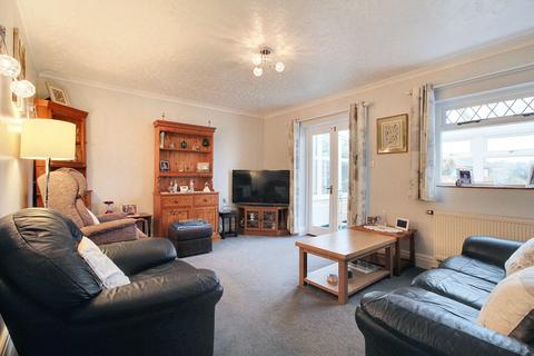 3 bedroom detached bungalow for sale, Ashford Road, Ashford TN23