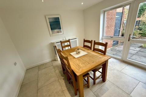 3 bedroom terraced house for sale, Mickleton Road, Solihull