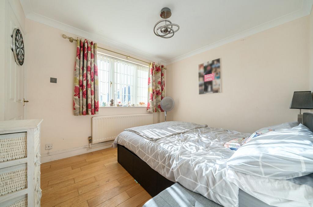 Bedroom 5/Study