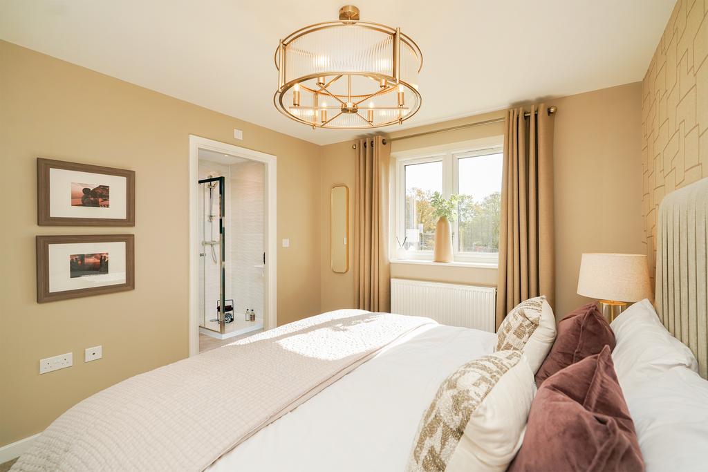 Main Bedroom with en-suite